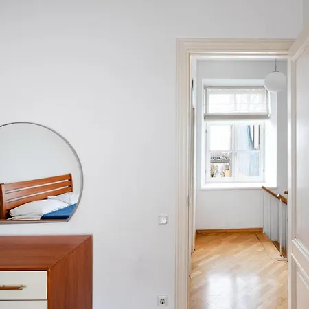 Old Two Floor Palasta Loft With River View Apartment Riga