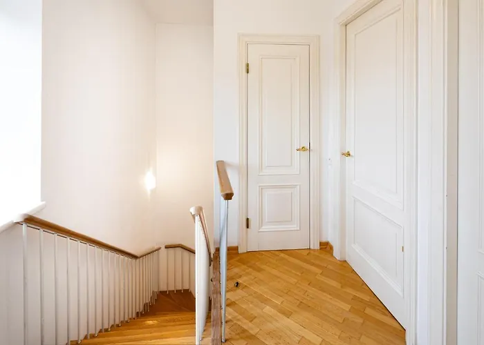 Old Two Floor Palasta Loft With River View