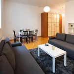 Old Two Floor Palasta Loft With River View Apartman