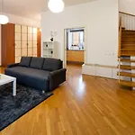 Old Two Floor Palasta Loft With River View * Riga