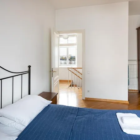 Old Two Floor Palasta Loft With River View * Riga