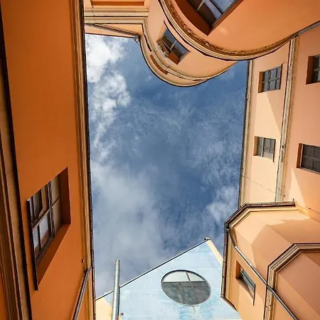 Old Two Floor Palasta Loft With River View Riga