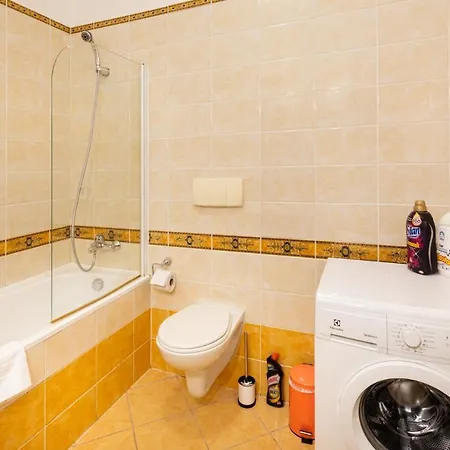 Old Two Floor Palasta Loft With River View *