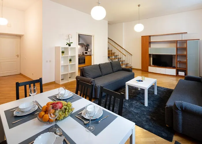 Old Two Floor Palasta Loft With River View Apartment Riga