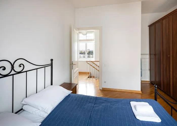 Old Two Floor Palasta Loft With River View * Riga